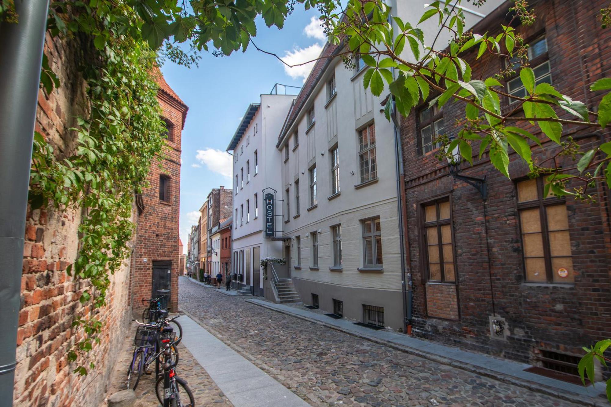 Happy Street Hostel Stary Toruń Esterno foto